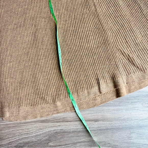 Linda Anderson Button-Side Knit Cape Sweater Poncho – Camel Brown – One Size - Picture 14 of 15